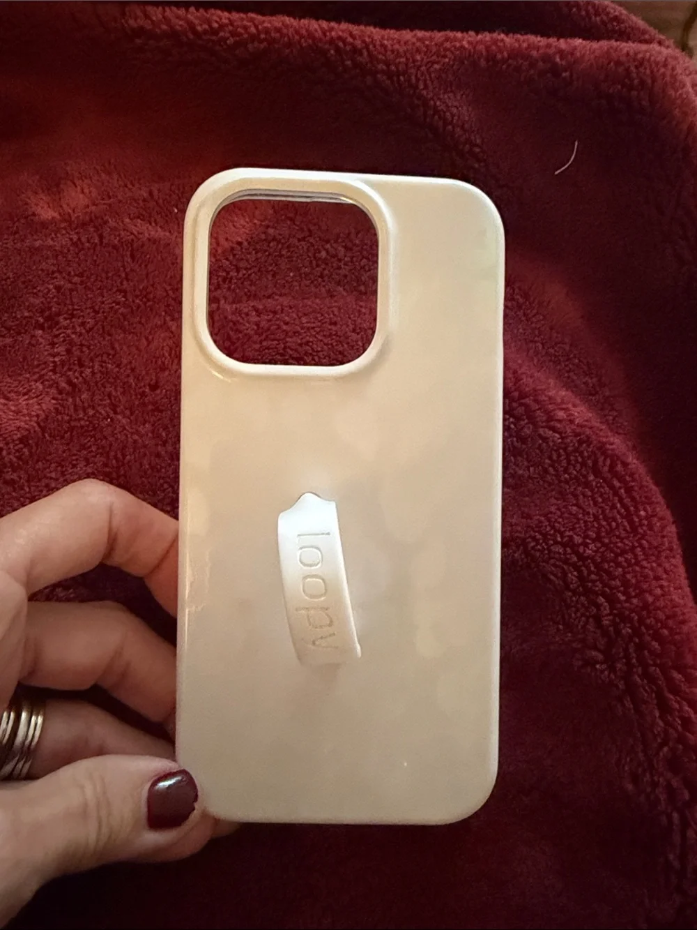 Iphone 15 pro Loopy Case White Leopard Phone Case with Loop
